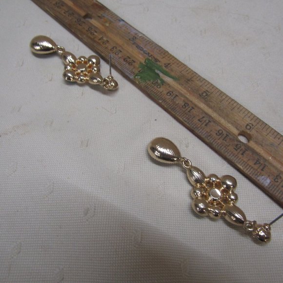 DANGLE rhinestone post earrings - Picture 5 of 5